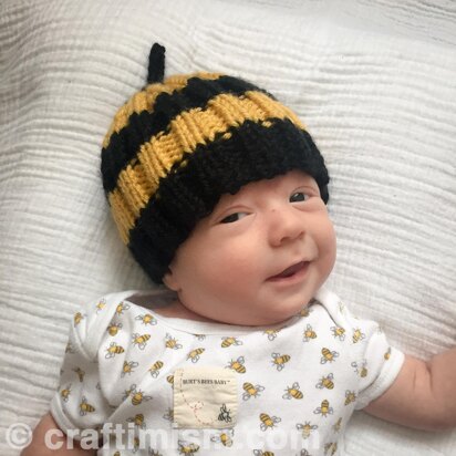 Bee Bottom Baby Hat - knitting pattern