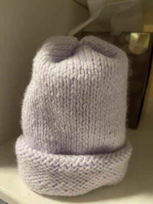 Paisleys preemie hat