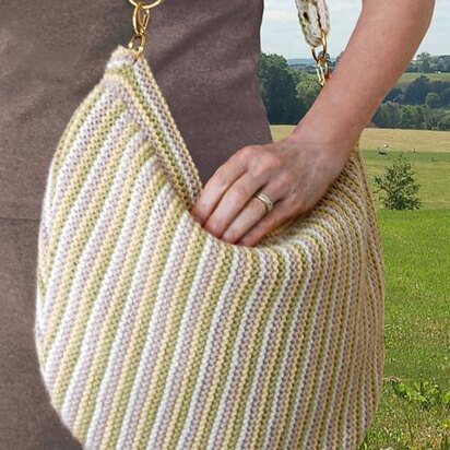 Crescent Hobo Bag to Knit