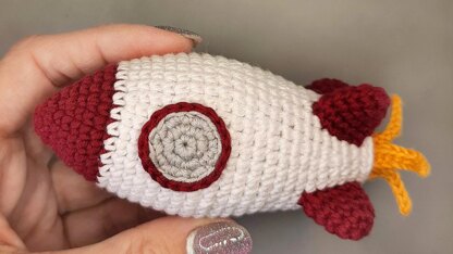 Rocket amigurumi