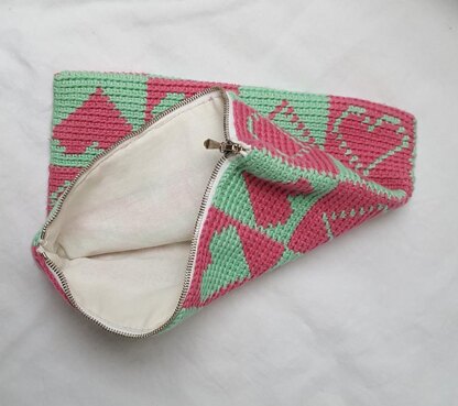 Checkered Hearts Pouch