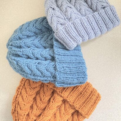 Pretty Cables Beanie Hat Aran