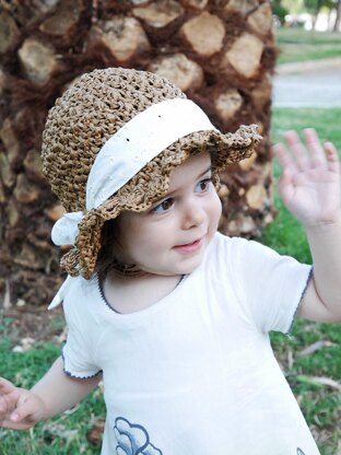 Raffia summer hat