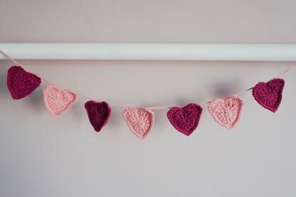 Valentine's Day Heart Garland