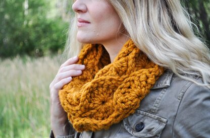 Fire Lily Cowl