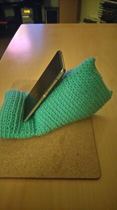 Basic phone and tablet holder