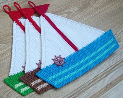 208 Yacht decor or potholder