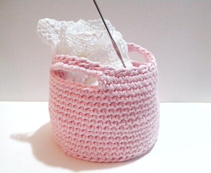 Pink mini basket