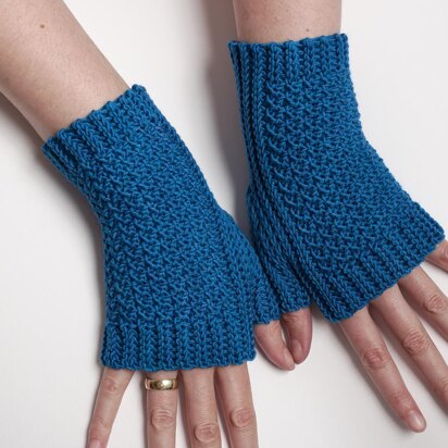 Sky Blue Mittens