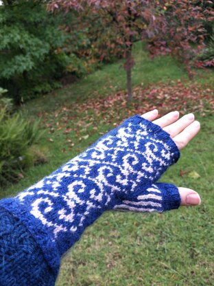 Magic Morning Fingerless Mitts