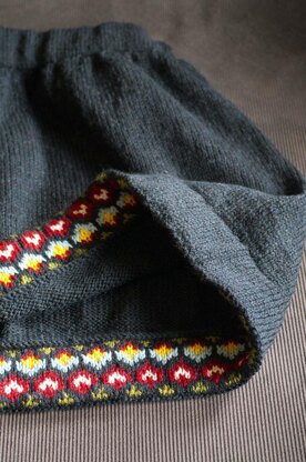 Utopia Reversible Skirt Knitting pattern by Kraftling | LoveCrafts