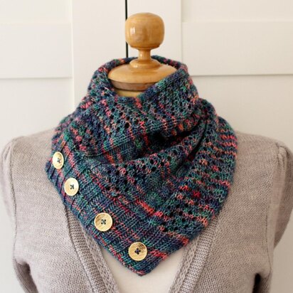 Happy Valley Cowl