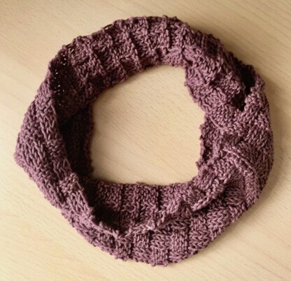 Unisex Cowl in Paintbox DK