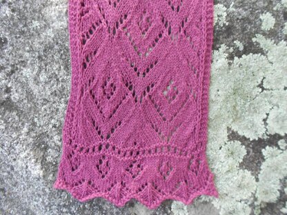 Lotus Bud Lace Scarf