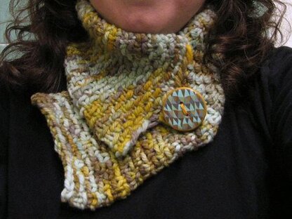 Luxurious Loom-Knit Neckwarmer