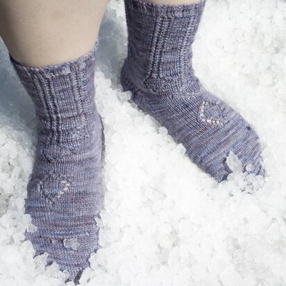 Isaz - knitting pattern