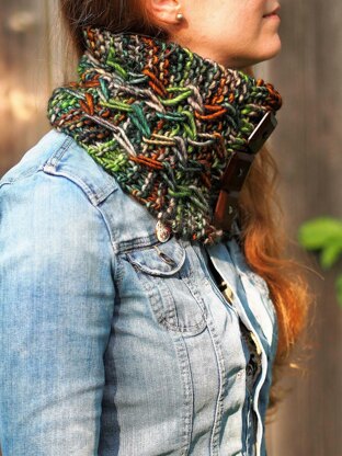 Jagged Pathways Cowl