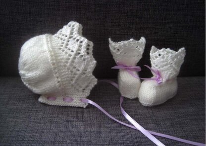 Maisie Bonnet & Booties Set (4-ply)