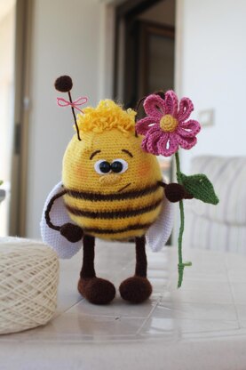 Little bee