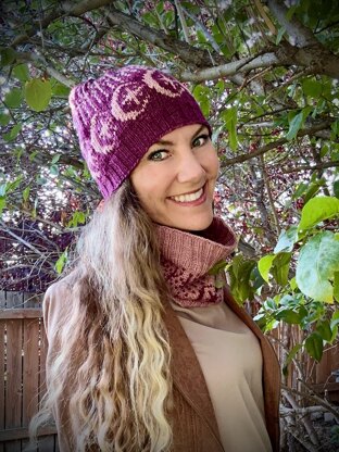 Astri Hat and Cowl