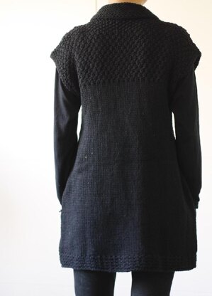 Ebony Knitting pattern by Minimi Knit Design | LoveCrafts
