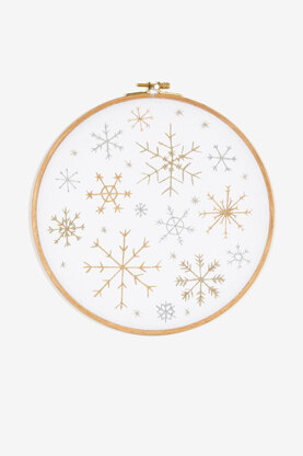 Snowflakes in DMC - PAT0806 - Downloadable PDF