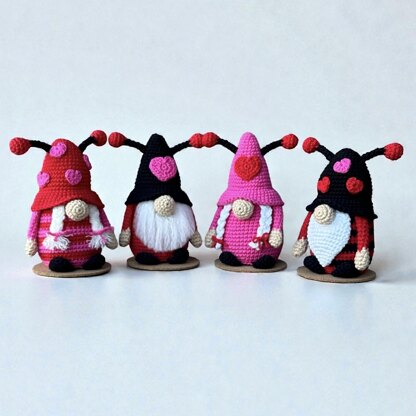 Love Bug Valentine Gnomes