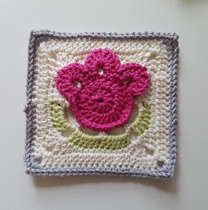 Tulip Granny Square