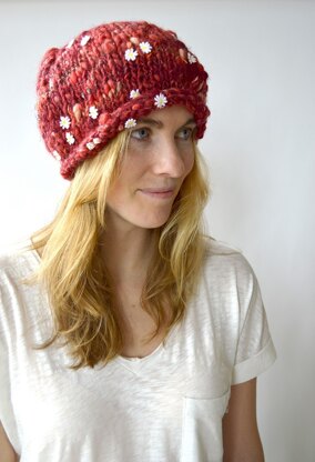 Relaxed Rolled Edge Beanie in Knit Collage Daisy Chain