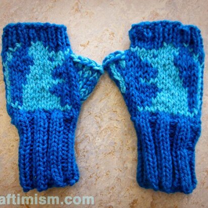 Mouse Pattern Fingerless Mitts - knitting pattern