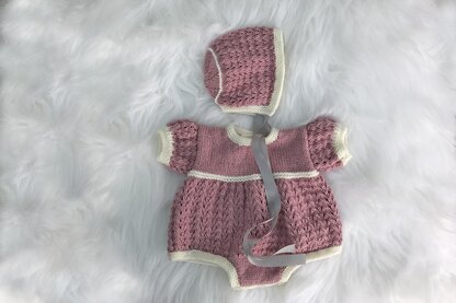 P34 Romper Suit and Bonnet