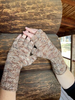 Cavalier Fingerless Gloves