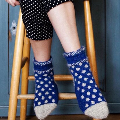 POLKA DOT SOCKS - knitting pattern