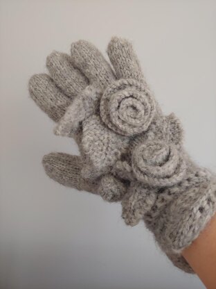 Rosebud Gloves