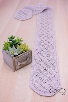 Cable Scarf