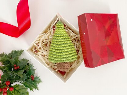 Crochet Christmas tree ornament pattern Amigurumi hanging ornament