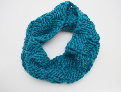 North Snood in We Are Knitters The Wool