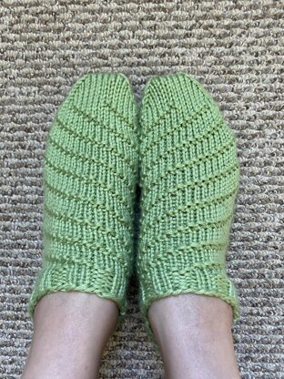 Pistachio Swirl Slipper Socks