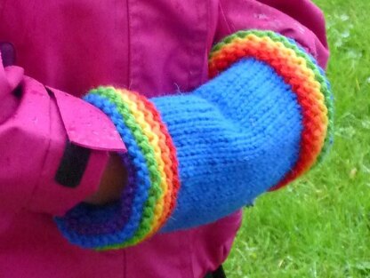 Rainbow Brim Muff