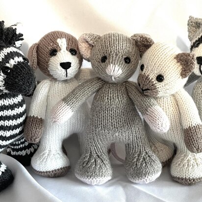 Comfort Critters series II - knitting pattern