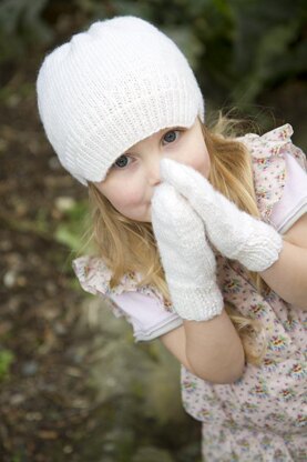 Snow White - Peak Hat and Simple Mittens - Little Cupcakes - Pattern - Lc09