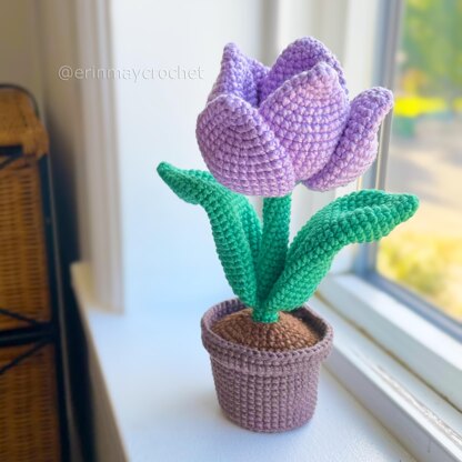 Bumble Blossom Purple Tulip Amigurumi Crochet Pattern Crochet pattern by  erinmaycrochet