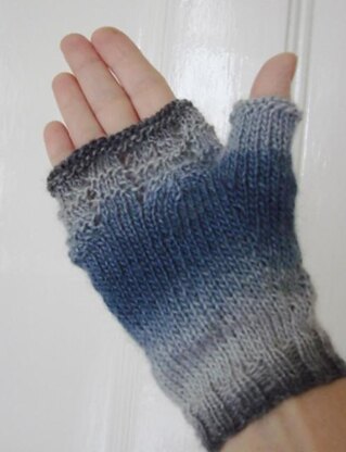 Plain fingerless mitts with top lacy panel