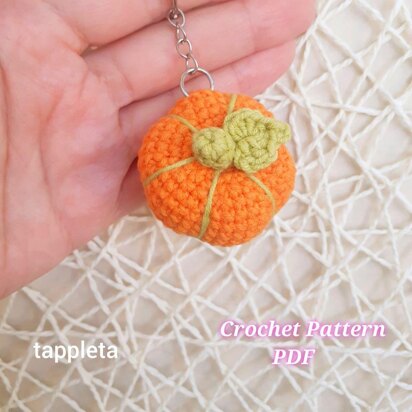 Pumpkin keychain crochet pattern