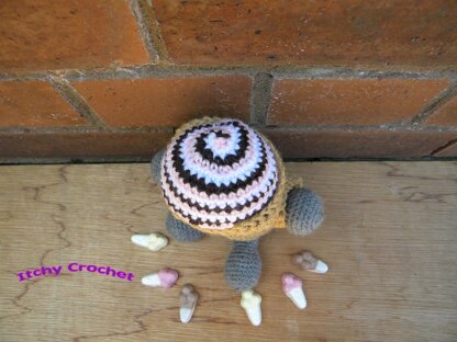 Inchoate Neapolitan Sweater and Hat