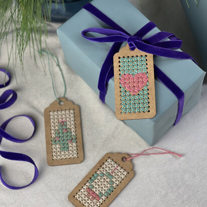The Make Box The Wooden Cross Stitch Tags Cross Stitch Kit - 24x11.4x2