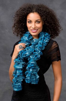 Glitzy Ruffle Scarf in Red Heart Boutique Sashay Metallic - LW3419