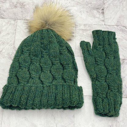 Celtic Feather Mitts