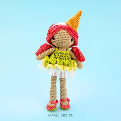 Lorena the ice-cream amigurumi doll