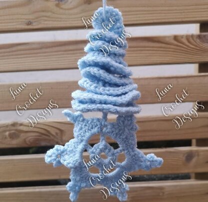 Snowflake spinner decoration